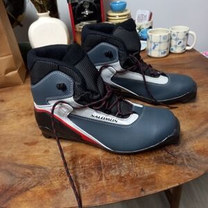Salomon Escape 6 Cross Country Ski Boots SNS